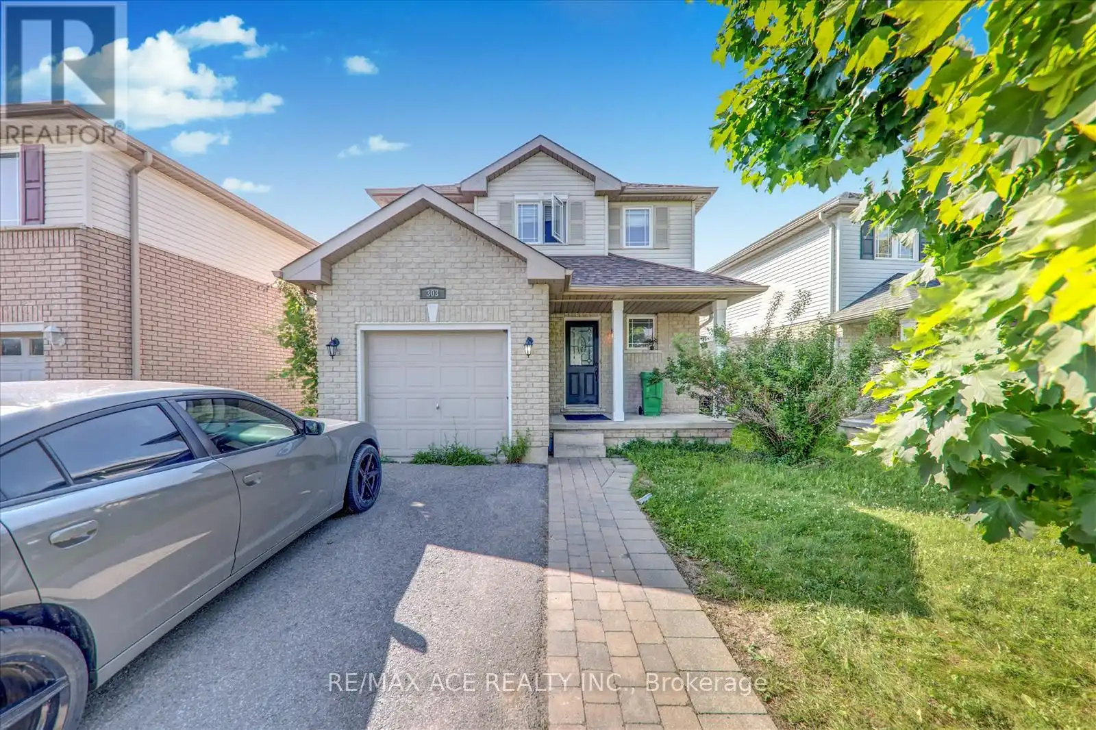 303 Spillsbury Drive, Peterborough (Otonabee Ward 1)