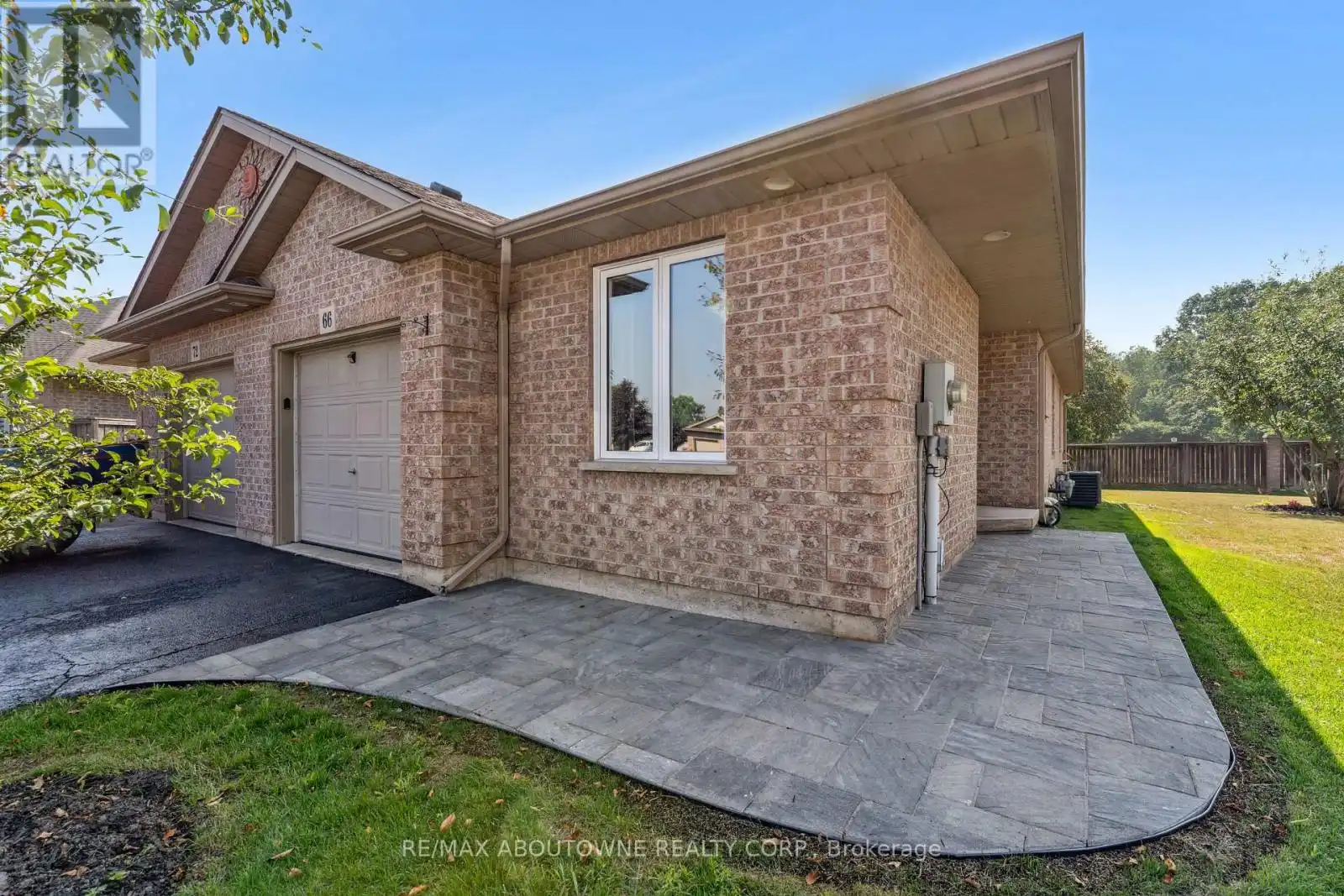 66 Bridgewater Court, Welland (N. Welland)