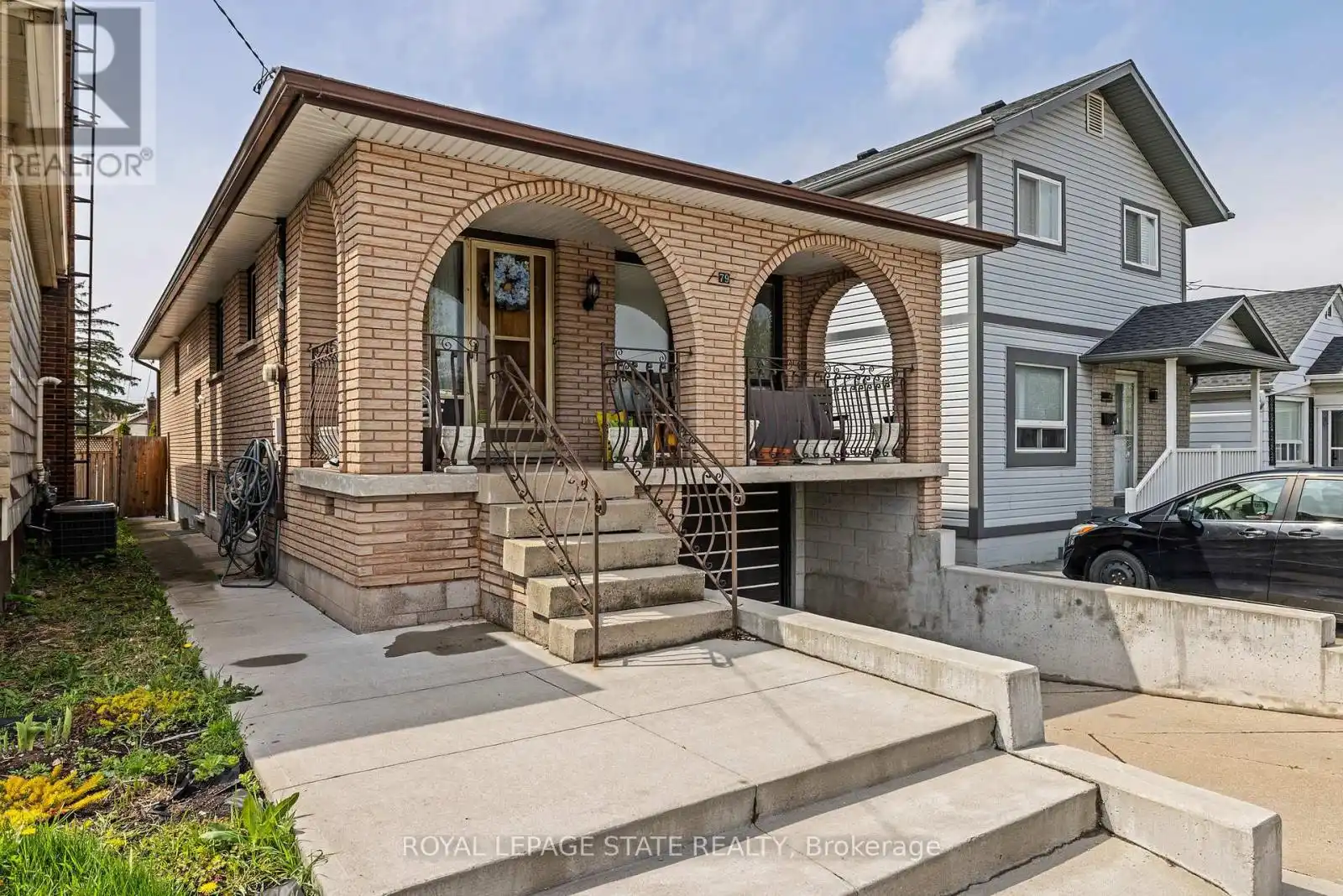 79 Delena Avenue North Unit Lower, Hamilton (McQuesten)