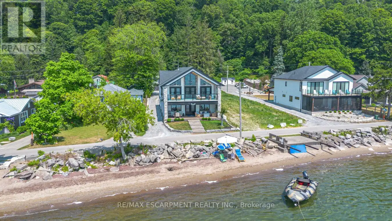 33 CEDAR Drive, Norfolk (Turkey Point)