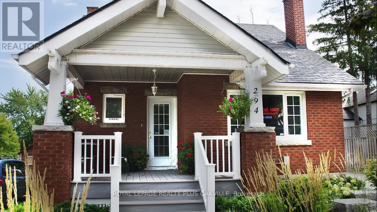 294 Dundas Street East, Hamilton (Waterdown)