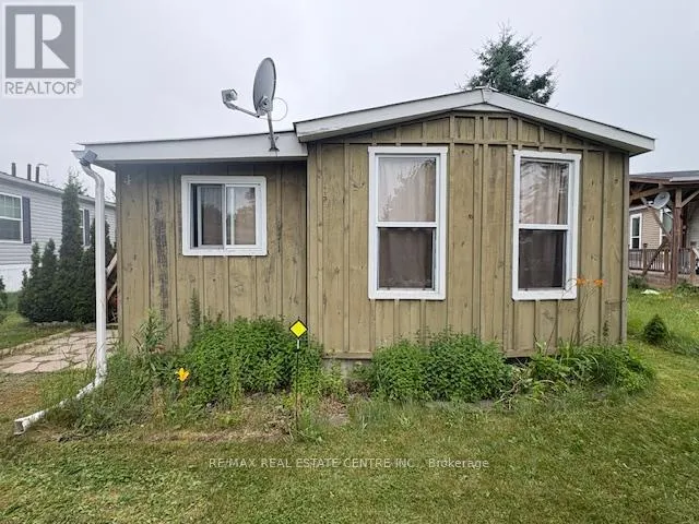 4 Maple Grove Village Road, Southgate