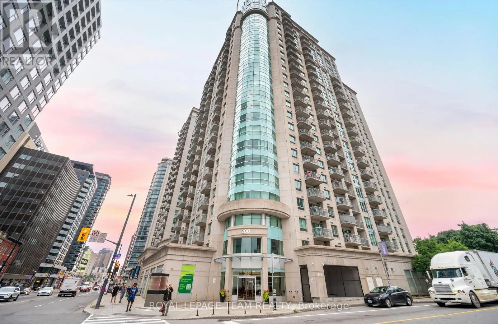 200 Rideau Street Unit 1704, Ottawa
