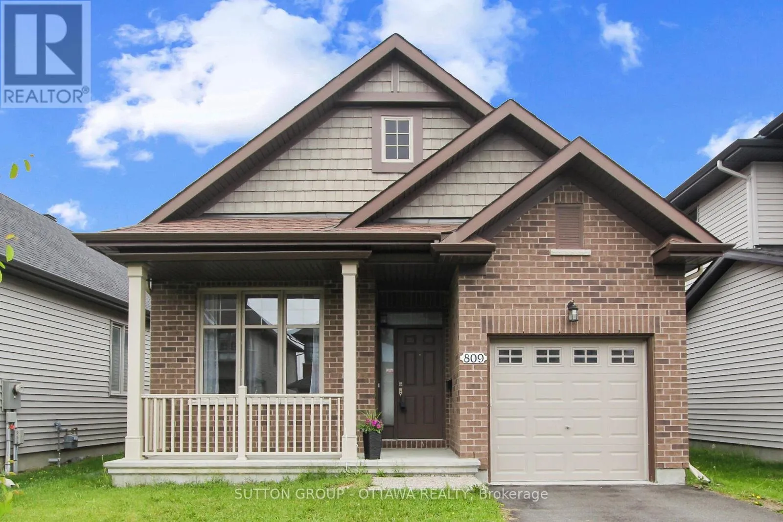 809 Carnelian Crescent, Ottawa
