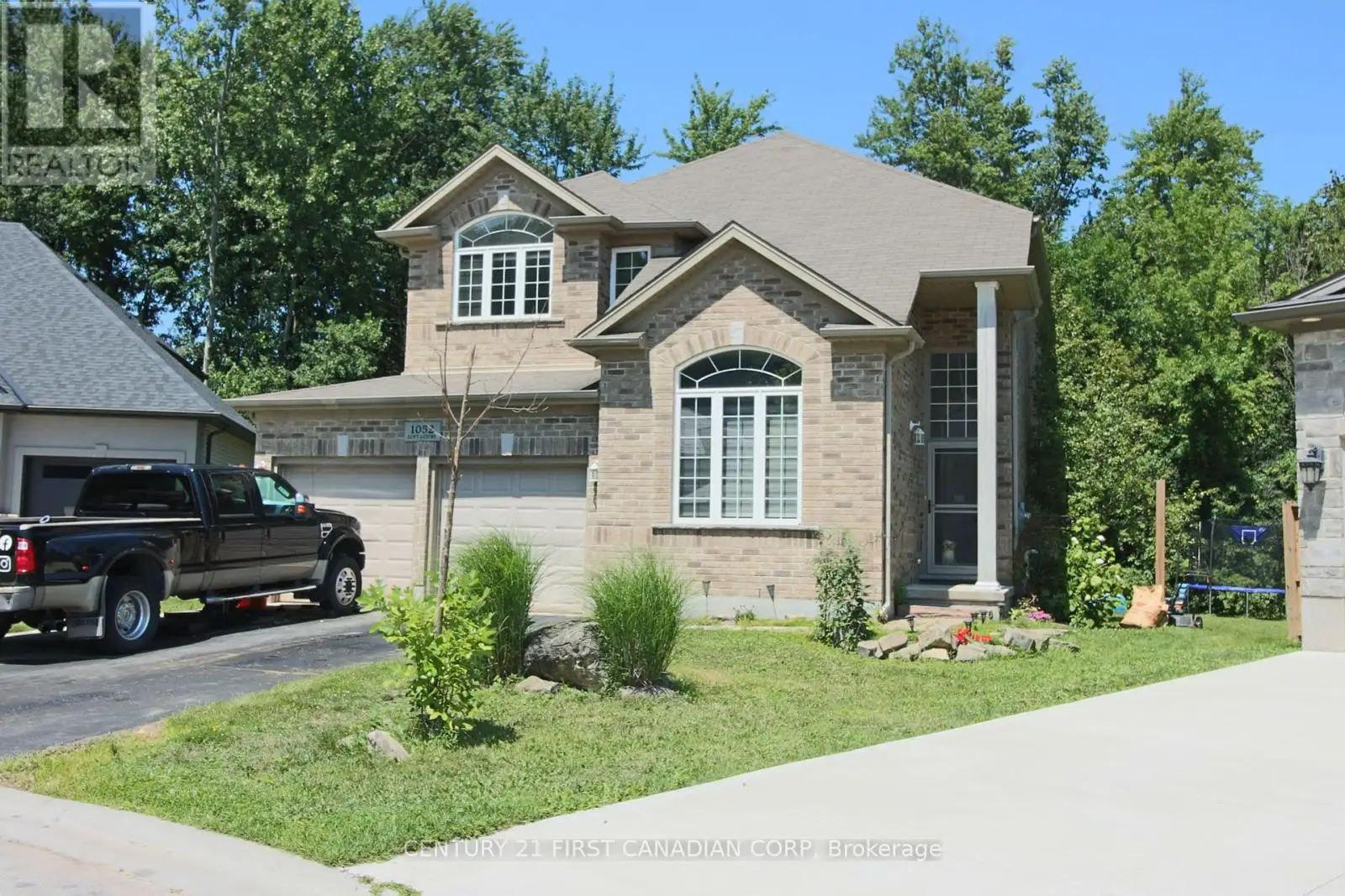 1052 Loft Court, London North (North S)