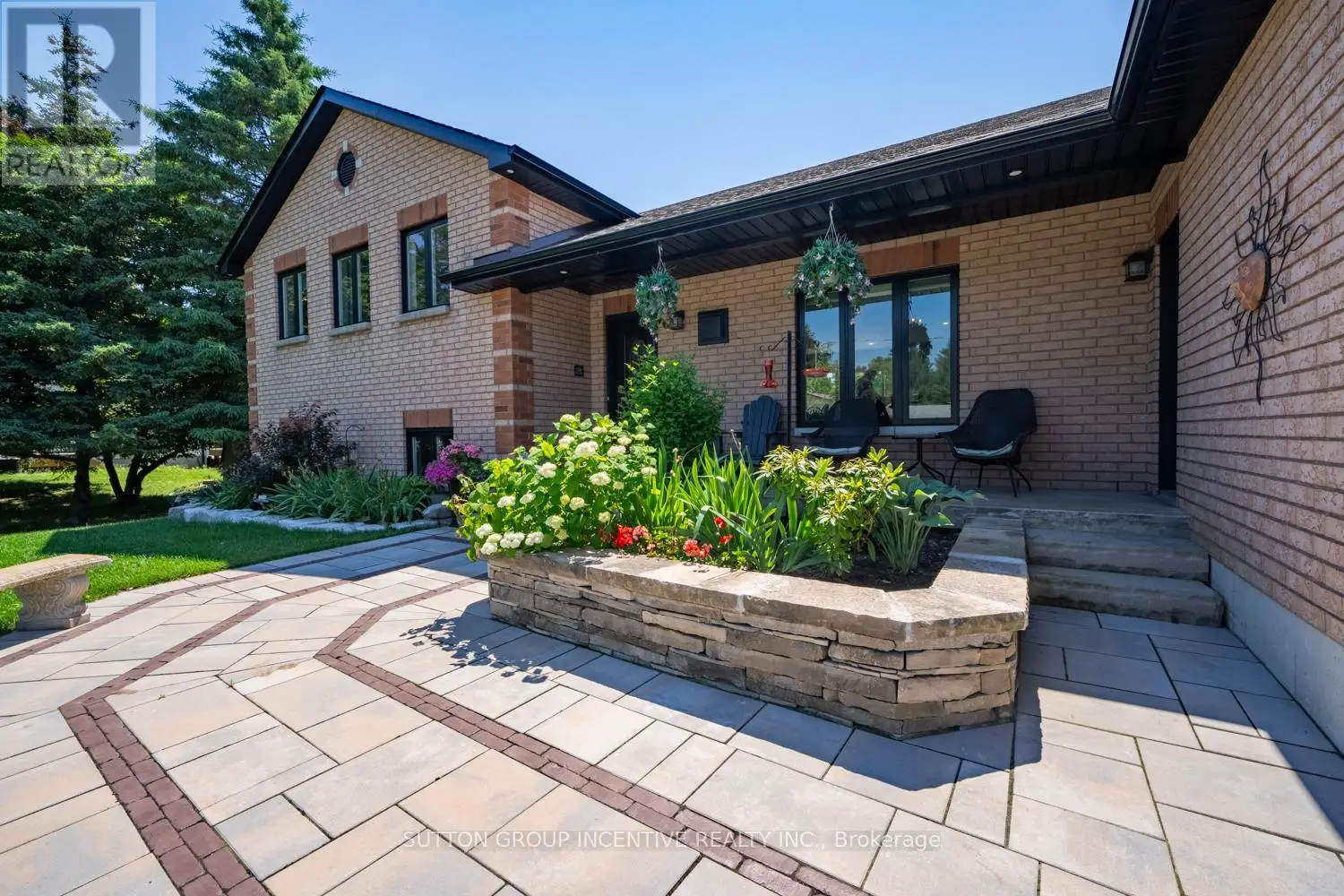 1277 Sunnidale Road, Springwater