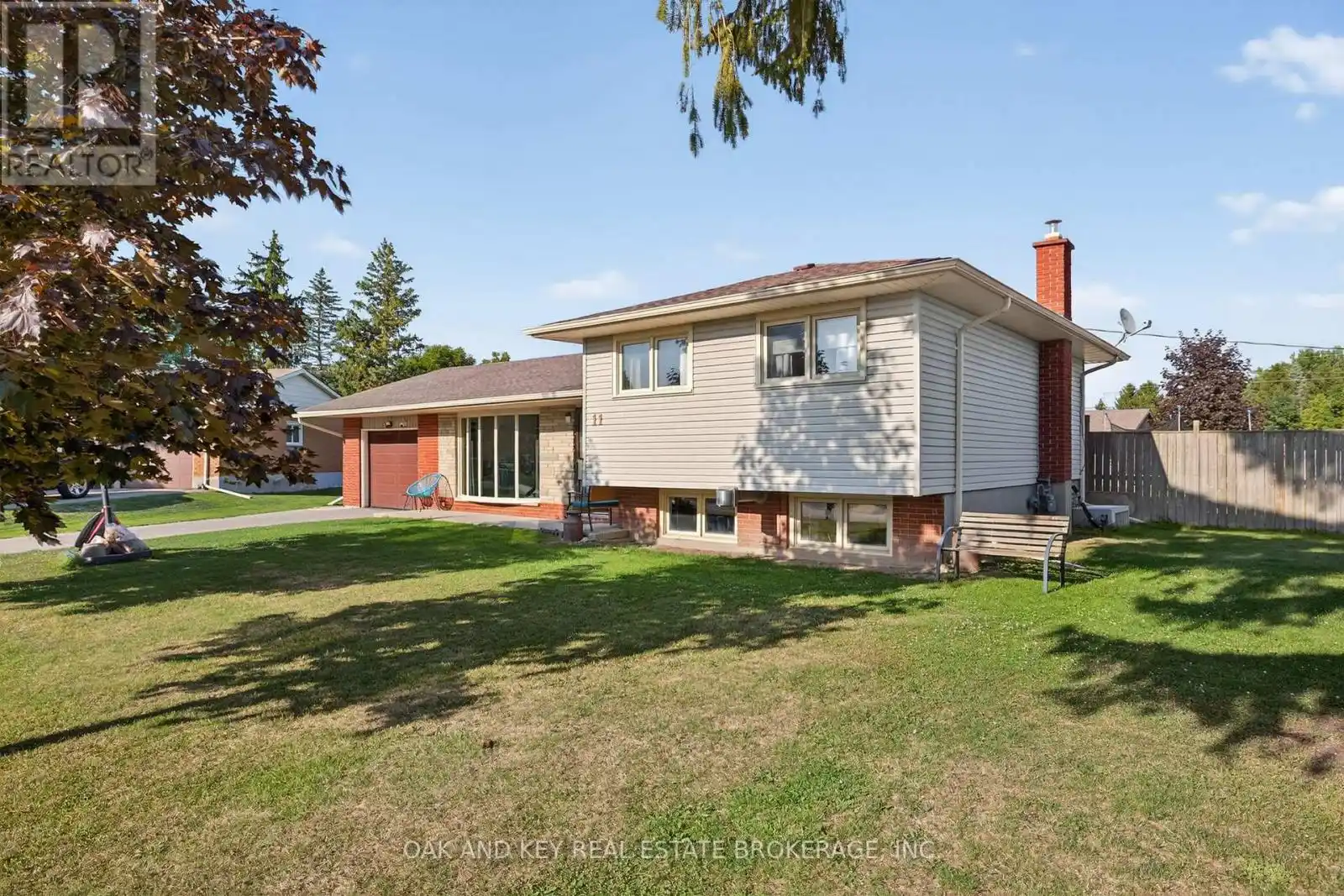 10103 Lynhurst Park Drive, Central Elgin (Lynhurst)