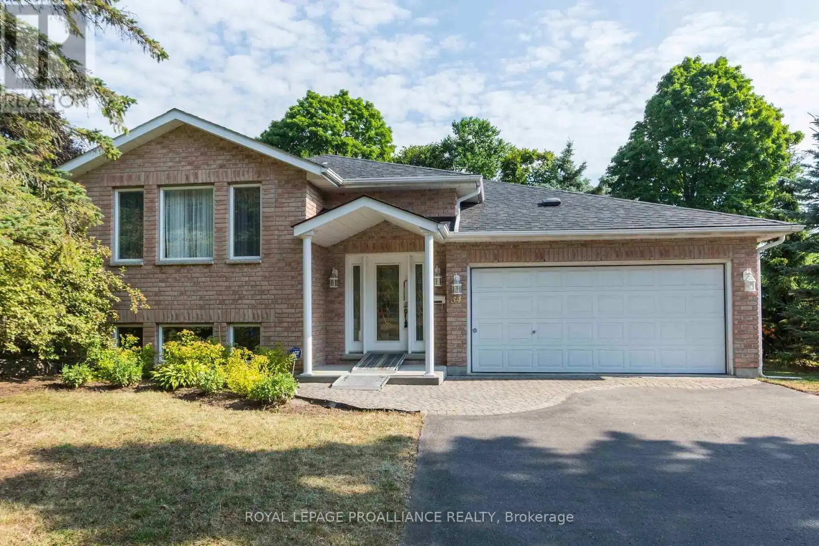 34 Edgeview Drive, Quinte West (Trenton Ward)