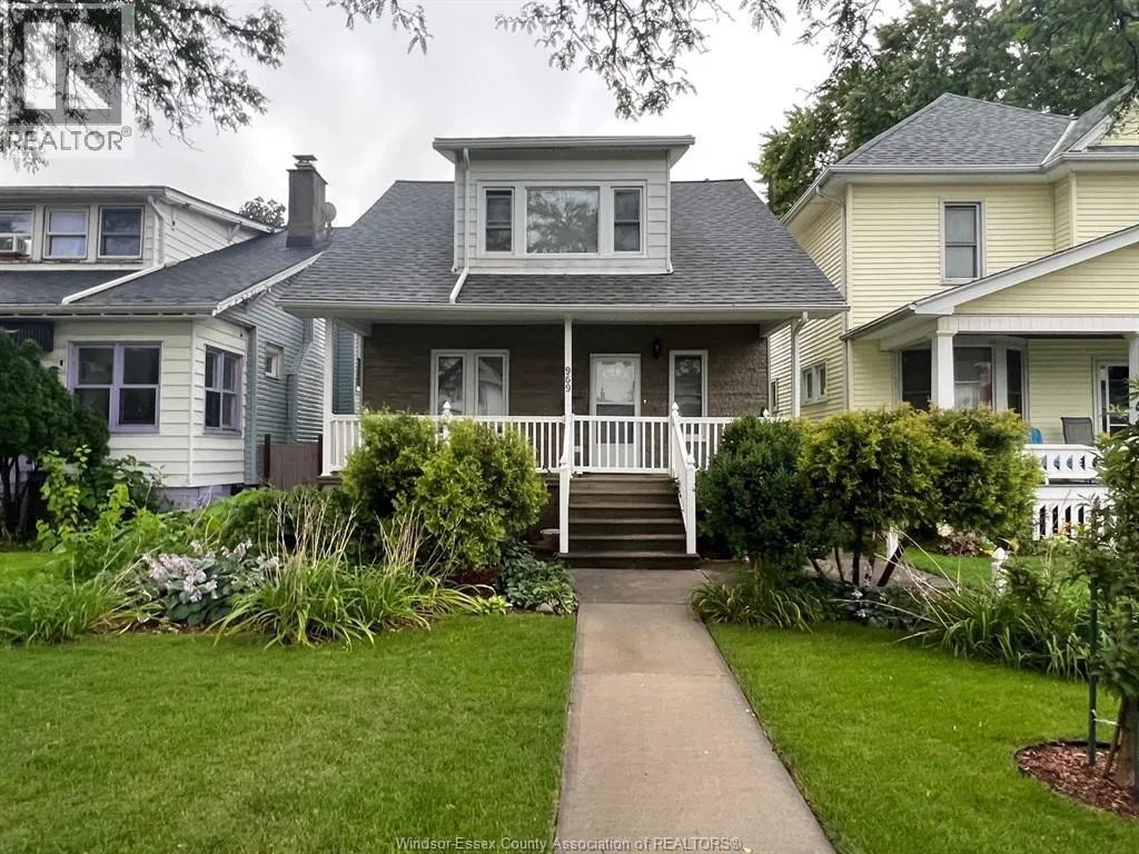 969 MOY Avenue, Windsor