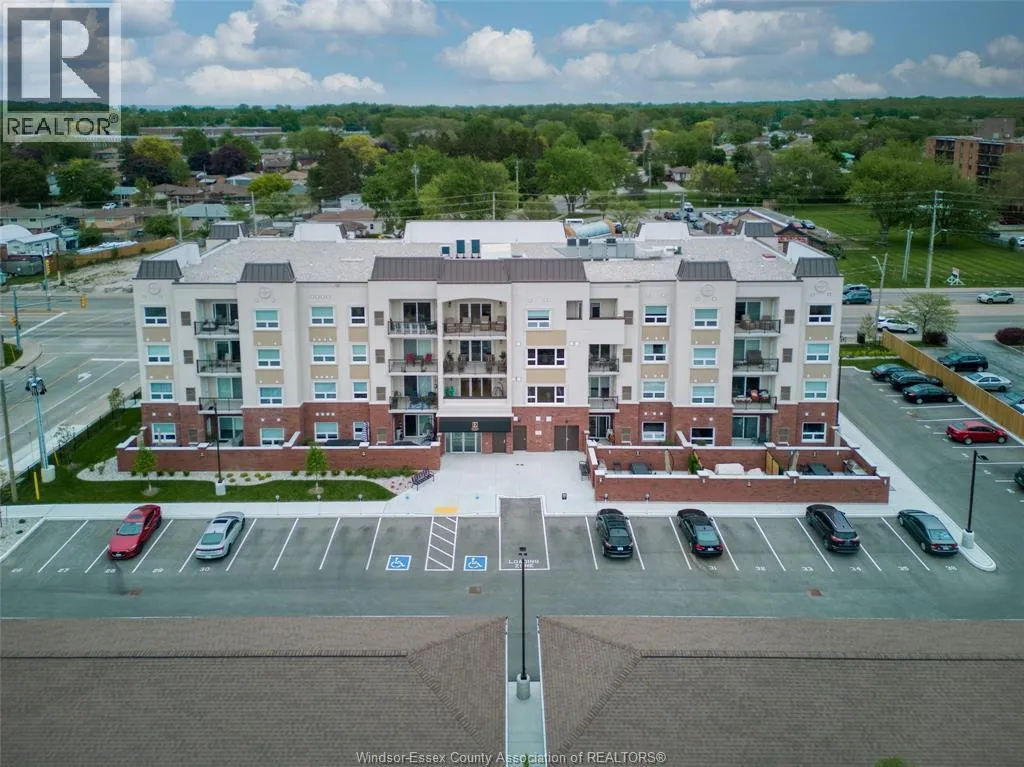 7887 EDGAR Unit 408, Windsor