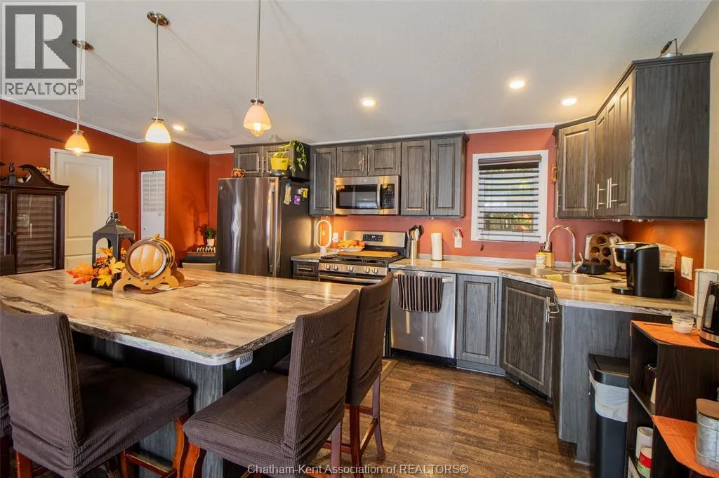 5928 BLUEWATER Line Unit 4, Wallaceburg