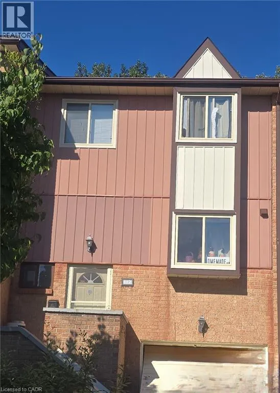 112 BARONWOOD Court Unit 112, Brampton