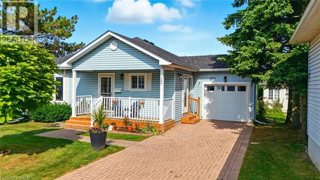 360 SILVERBIRCH Boulevard, Glanbrook