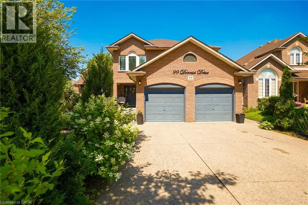 99 DONNICI Drive, Hamilton