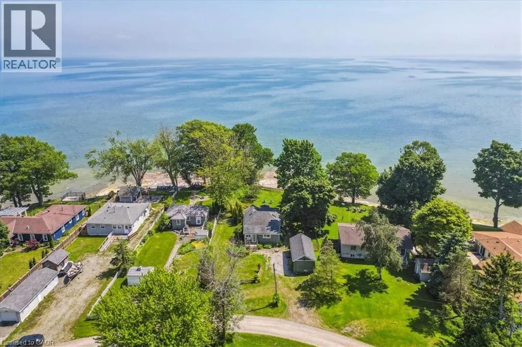 40 HOOVER POINT Lane, Selkirk