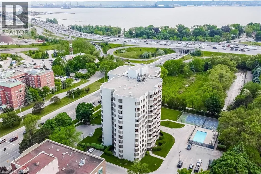 1201 NORTH SHORE Boulevard East Unit 809, Burlington