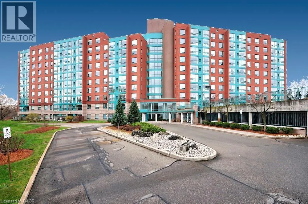 55 BLUE SPRINGS Drive Unit 207, Waterloo