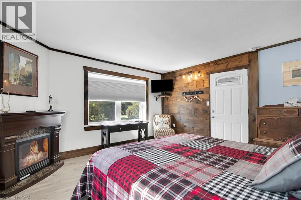 15193 GREY BRUCE, Scone