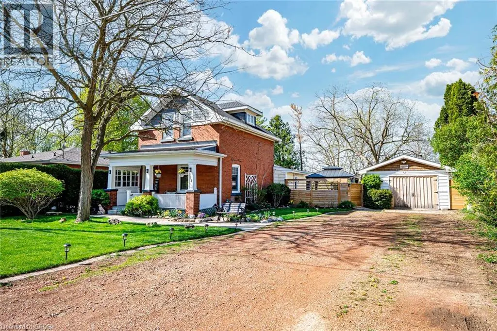 112 COURT Street North, Milton