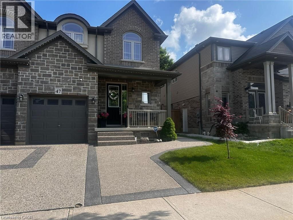 47 ELMBANK Trail, Kitchener