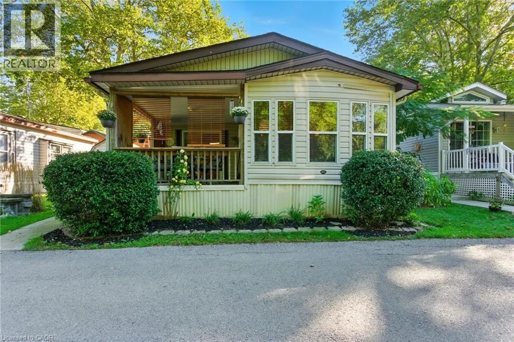 23 FOUR MILE CREEK Road Unit 411, Niagara-on-the-Lake