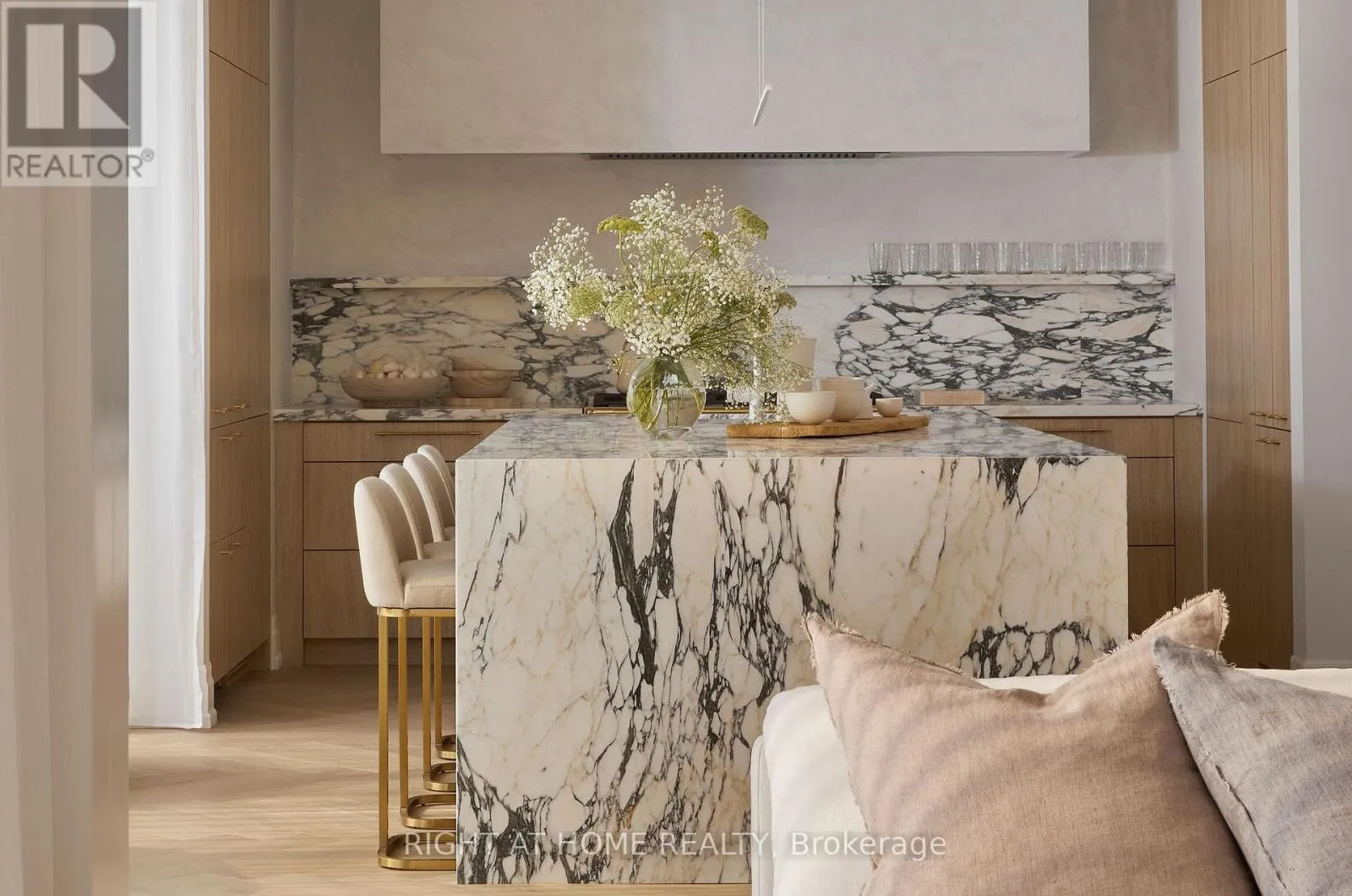 37 Rippleton Road, Toronto (Banbury-Don Mills)