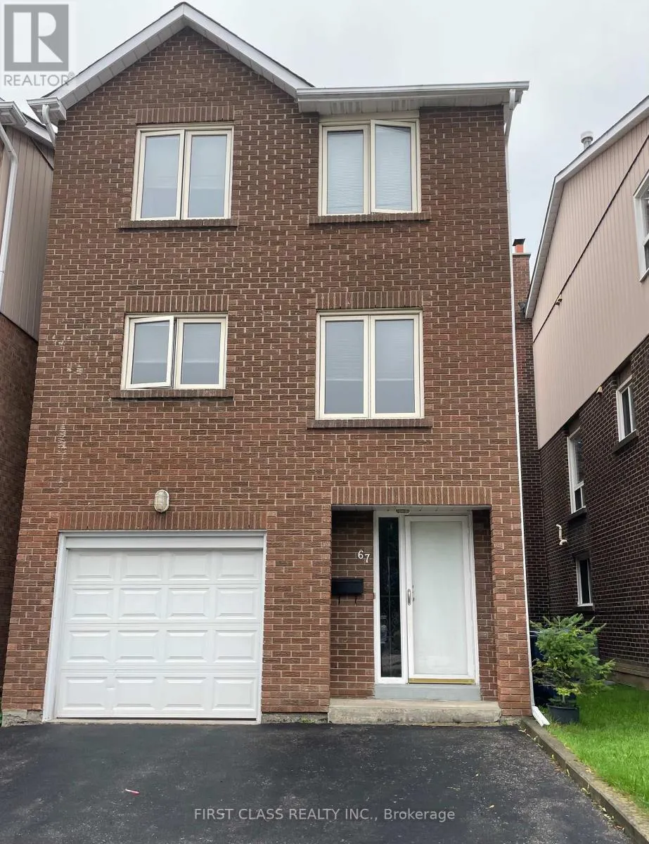 67 Carnival Court, Toronto (Westminster-Branson)