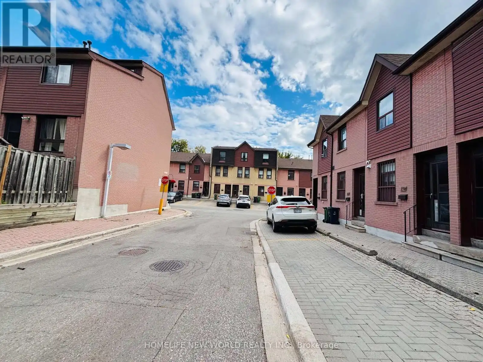 275 Broadview Avenue Unit 206, Toronto (South Riverdale)