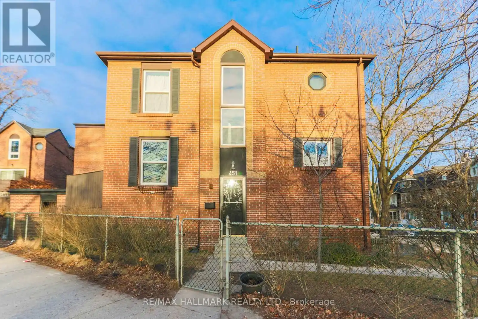 451 Broadview Avenue, Toronto (North Riverdale)