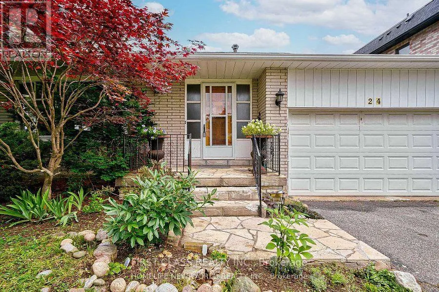24 Markhaven Road, Markham (Unionville)