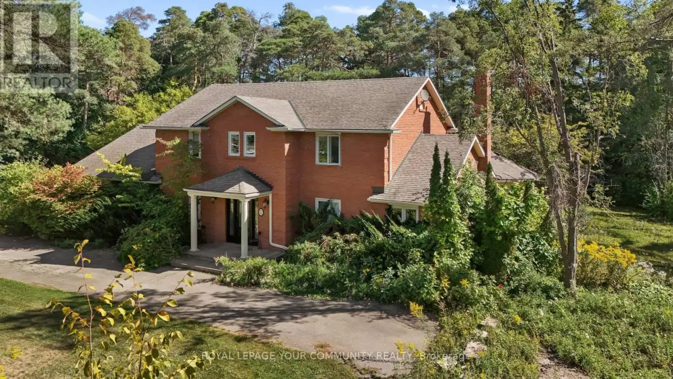 52 Beaufort Hills Road, Richmond Hill (Oak Ridges)
