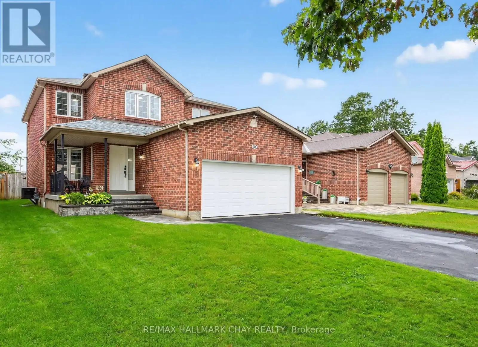171 Brucker Road, Barrie (Holly)