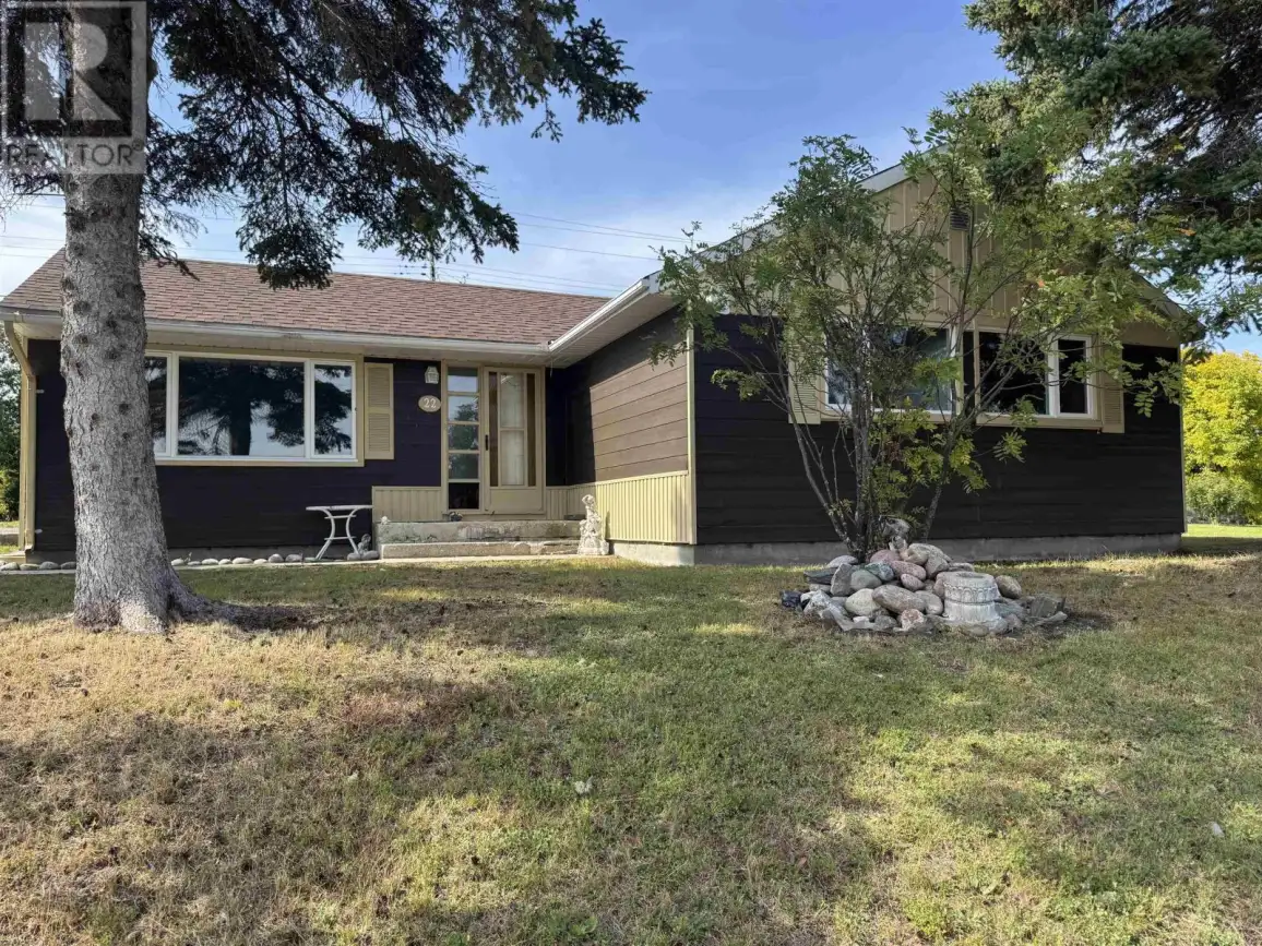 3 Bedroom Single Family in Manitouwadge