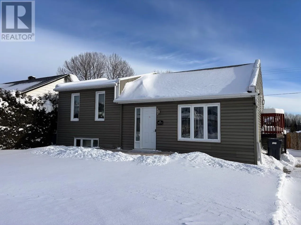 4 Bedroom Single Family in Manitouwadge