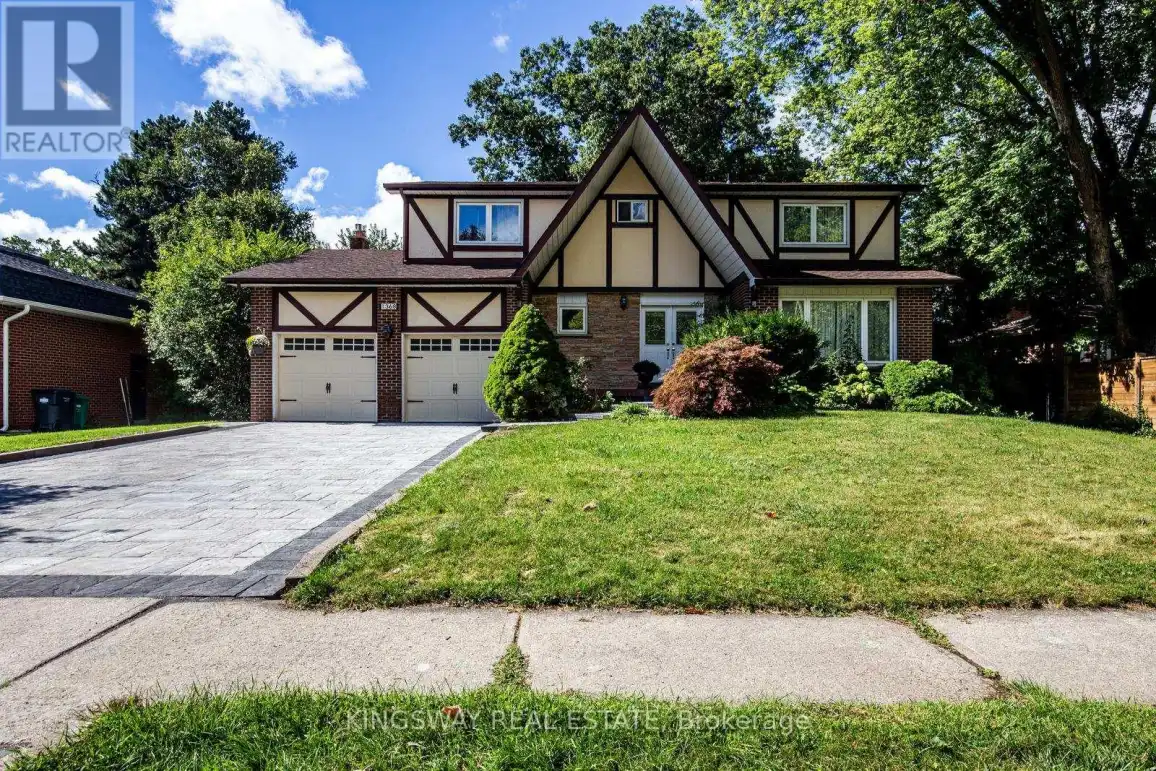 1368 Bunsden Avenue, Mississauga (Sheridan)