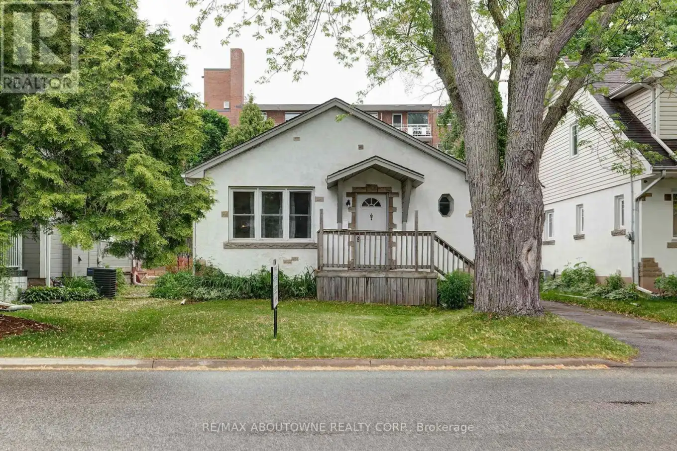 469 Woodland Avenue, Burlington (Brant)