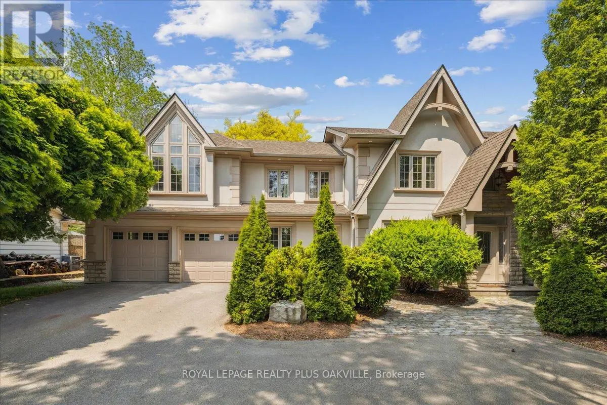 621 North Shore Boulevard East, Burlington (LaSalle)