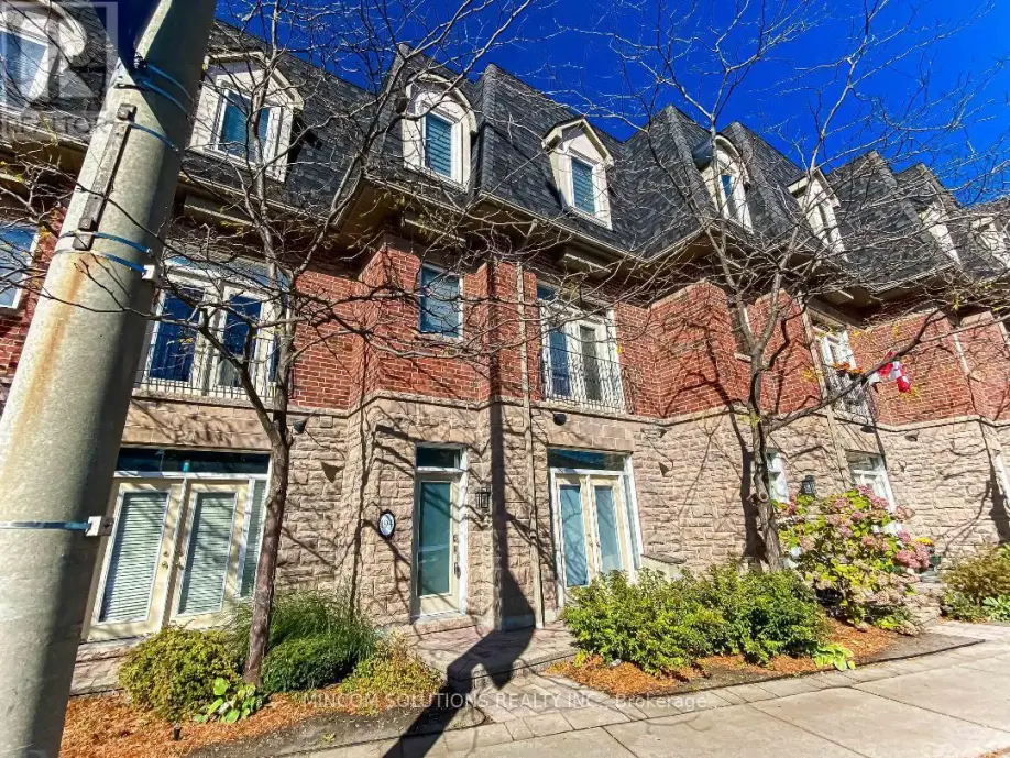 194 Lakeshore Road West, Mississauga (Port Credit)