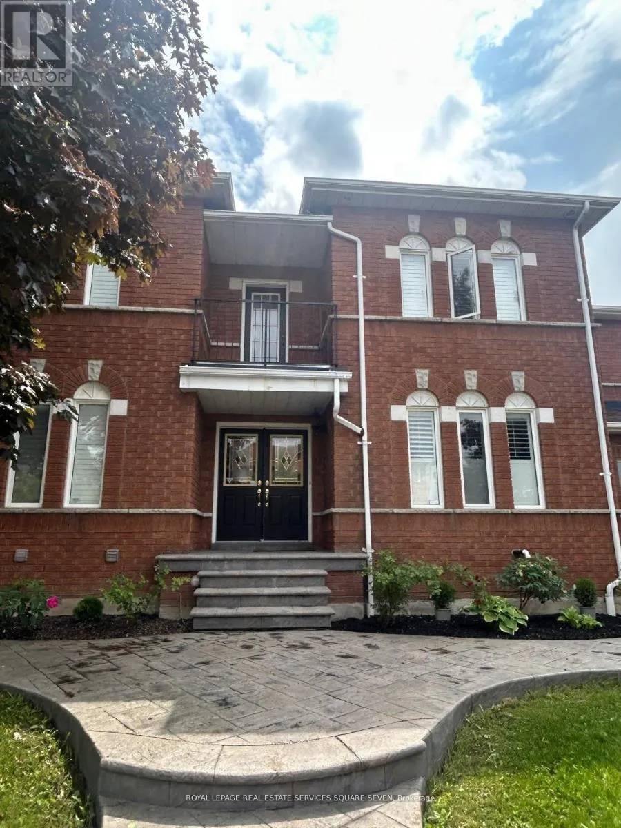 976 Southfork Drive Unit Bsmnt, Mississauga (East Credit)