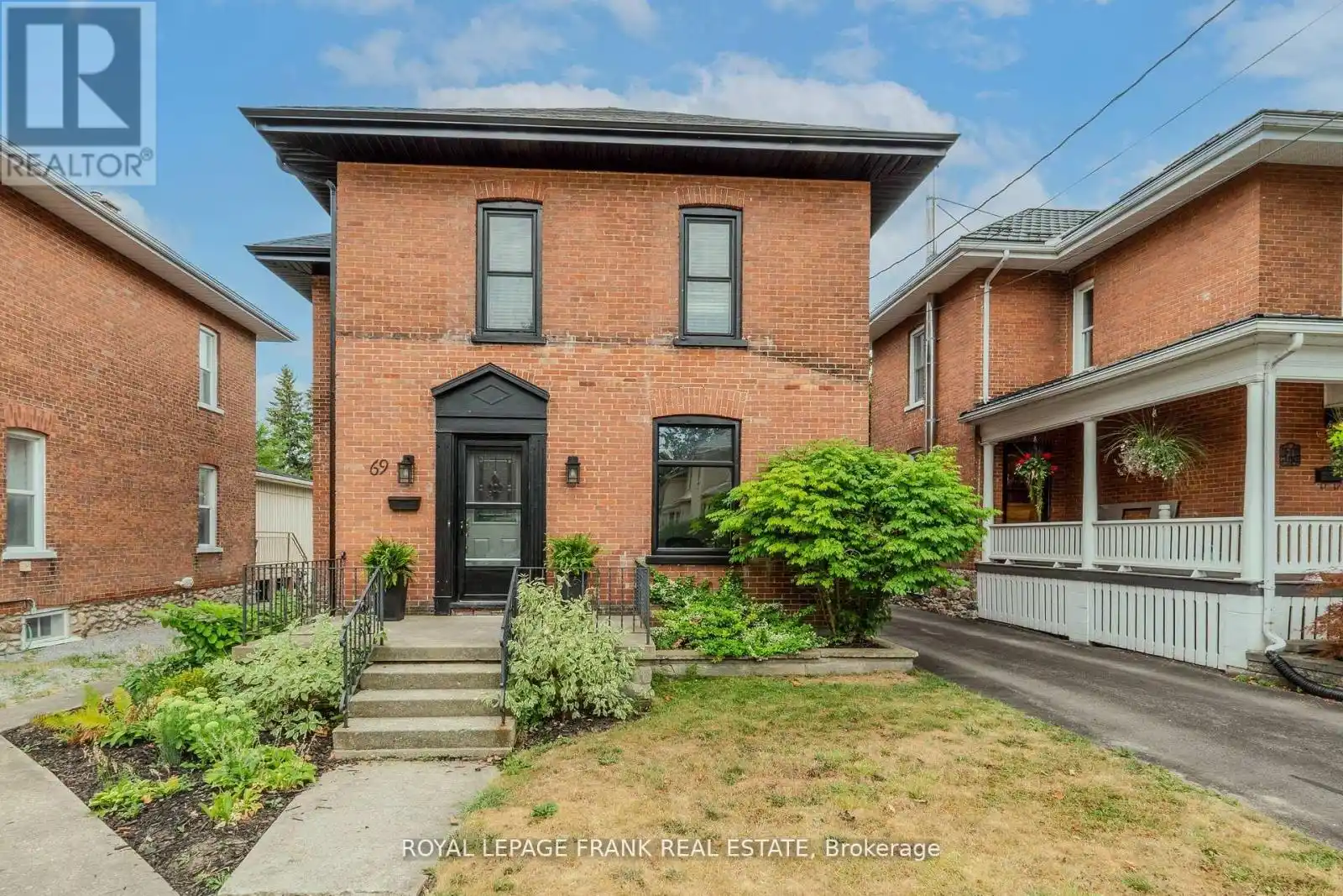 69 Peel Street, Kawartha Lakes (Lindsay)