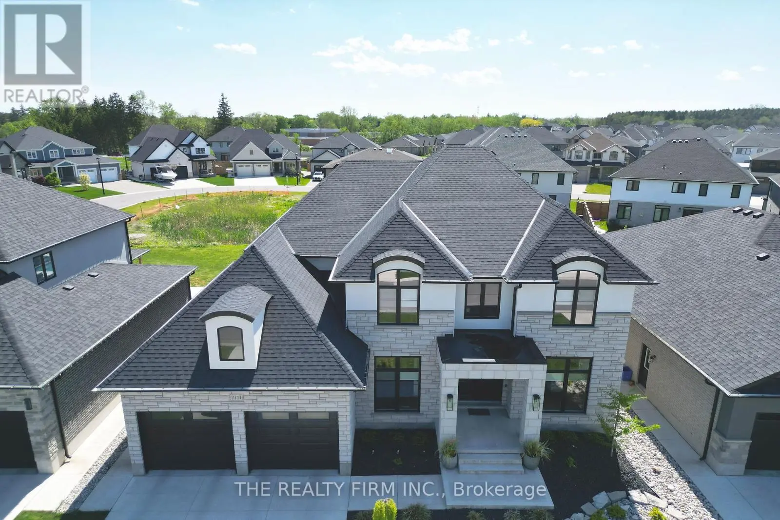 2151 Tripp Drive, London South (South V)