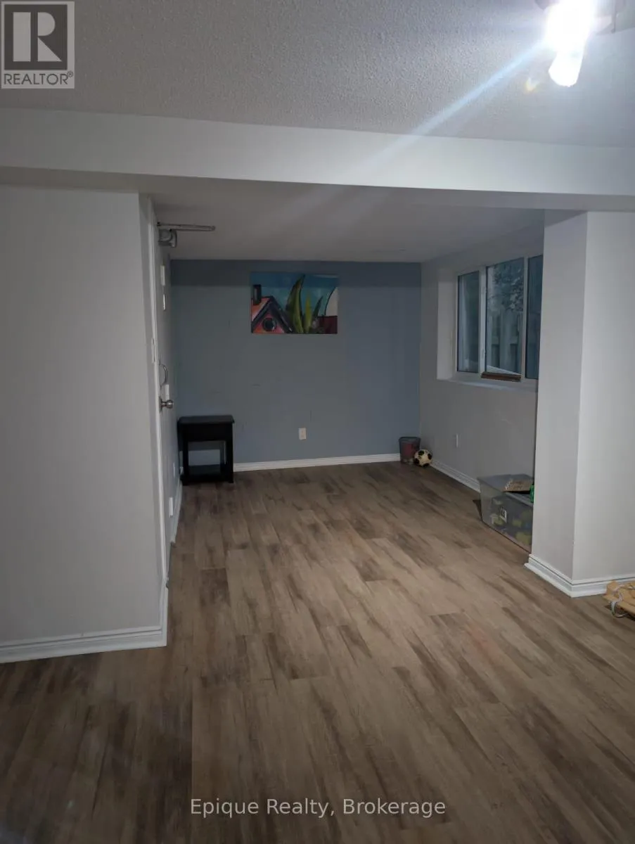30 Green Valley Drive Unit 9, Kitchener