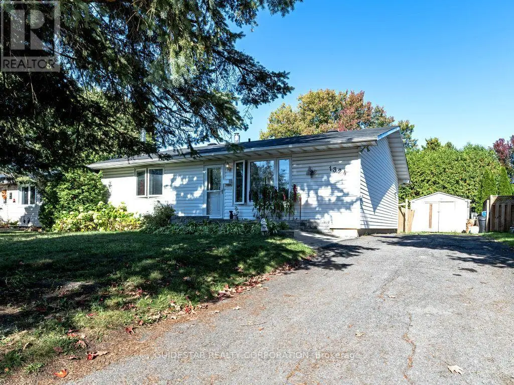 1324 Rainbow Crescent, Ottawa