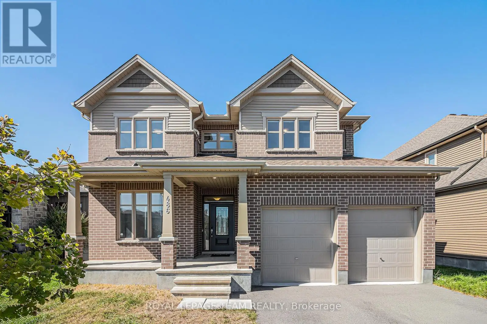 486 Central Park Boulevard, Russell