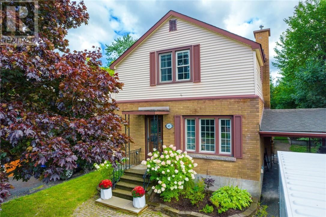 4 Bedroom House in Greater Sudbury