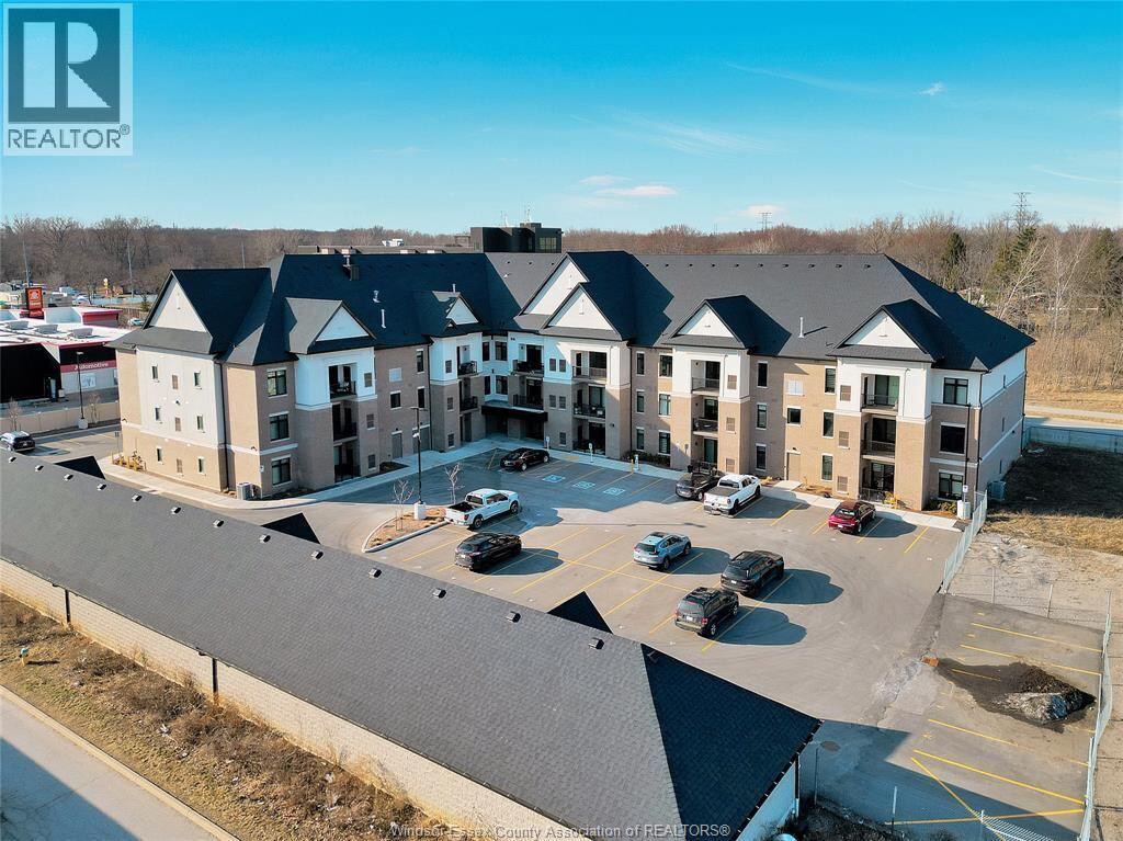 1855 WYOMING Unit 214, LaSalle