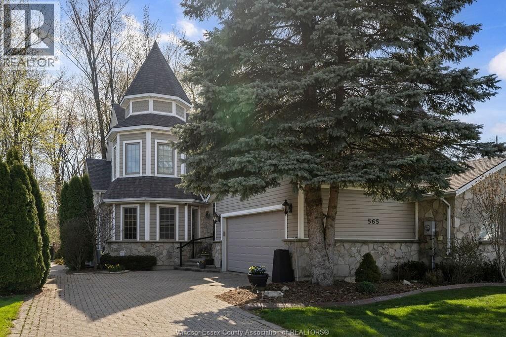 565 GOLD COAST, Amherstburg