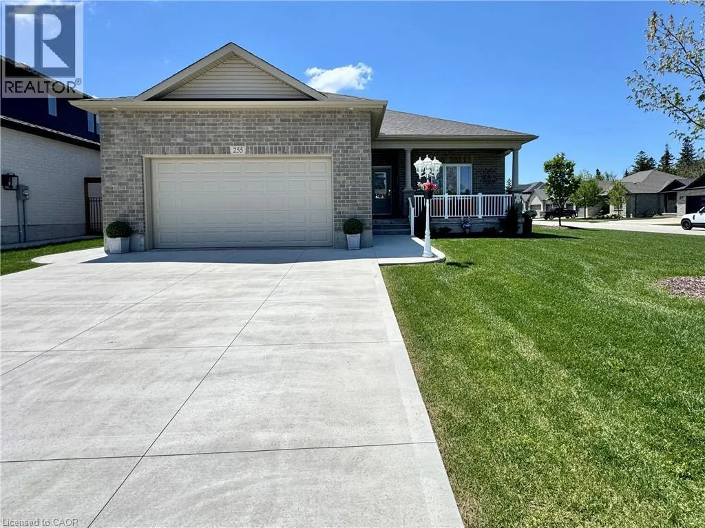 255 ROGERS Road, Listowel