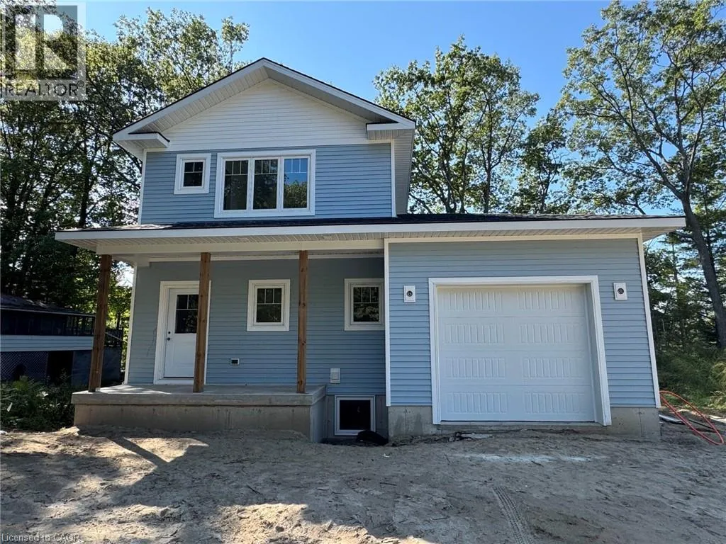 10 FREDERICK Drive, Wasaga Beach