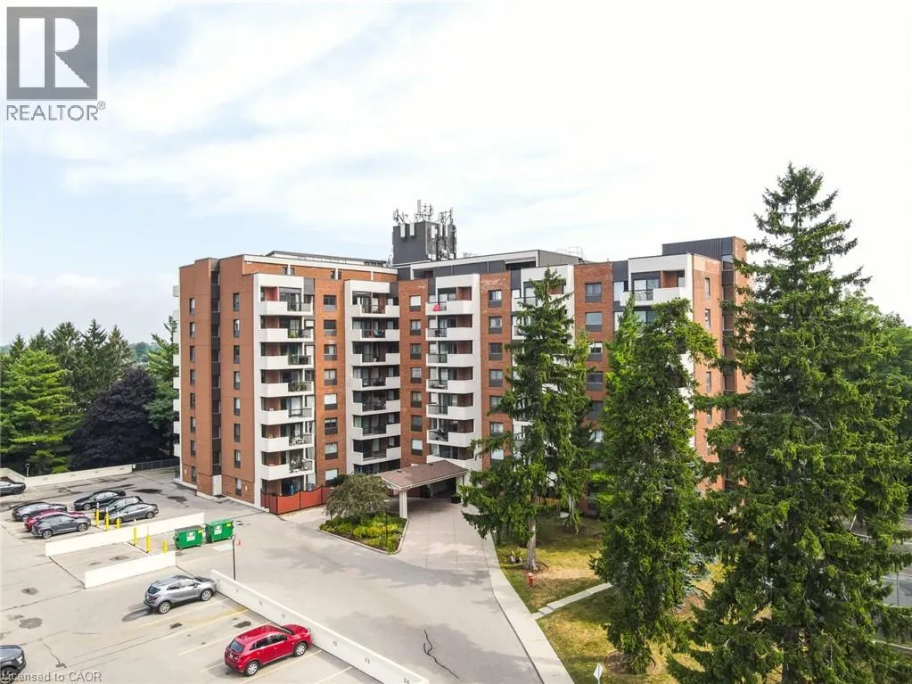 260 SHELDON Avenue North Unit 807, Kitchener